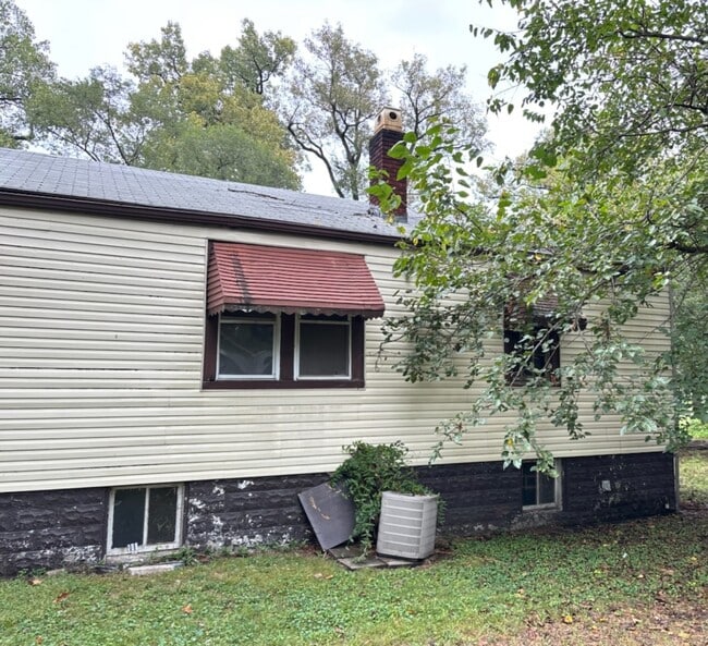 Building Photo - 1422 N 54th St