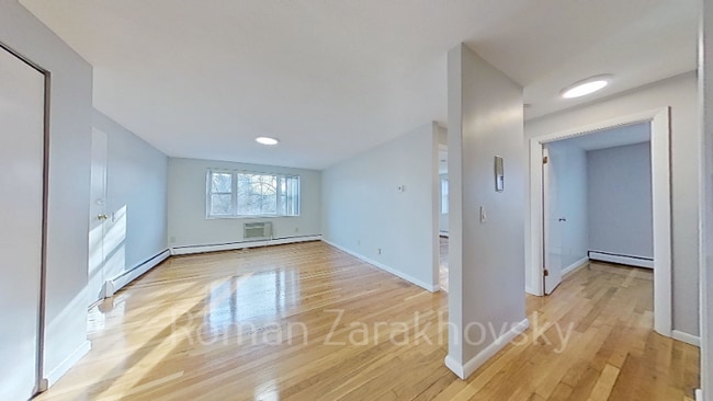 Photo - 112 Babcock St Unidad 37A