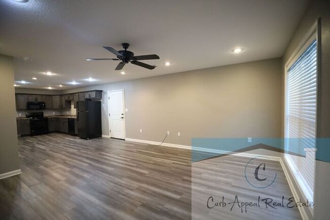 Photo - Luxury 2 bed, 1 bath duplex with garage- recent construction!! Washer, dryer and internet, cable ...