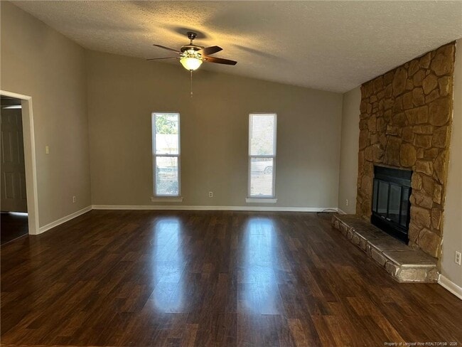 Photo - 6915 Skyhawk Dr