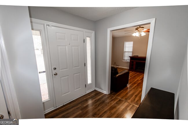 Photo - 104 Green Tree Ct