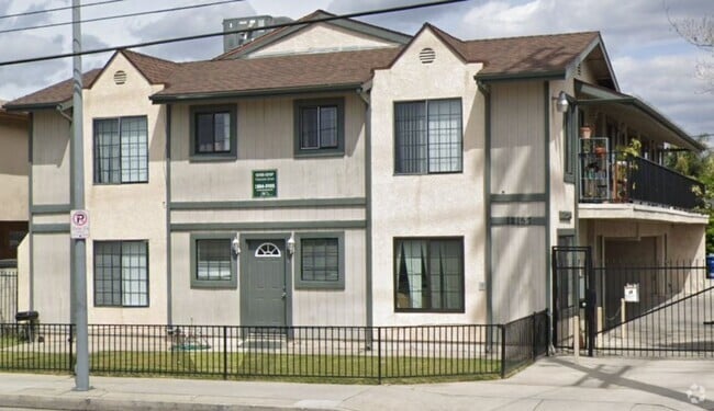 Building Photo - 2 bedrooms, 2 baths, 2 parking spaces! Cen... Unit 12157 #3 Rental