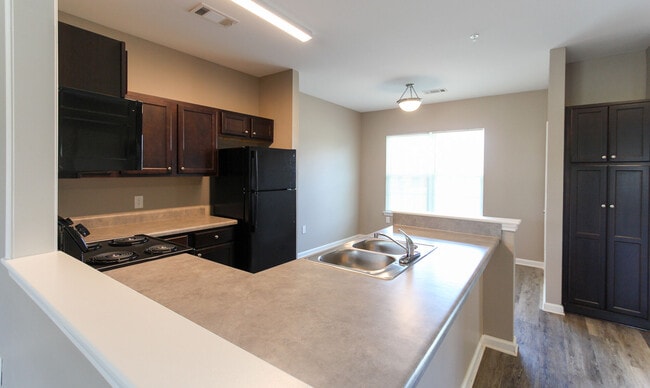 Photo - South Oak Apartments