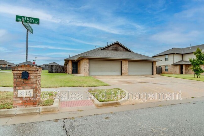 Photo - 8815 SW 45th St Condo
