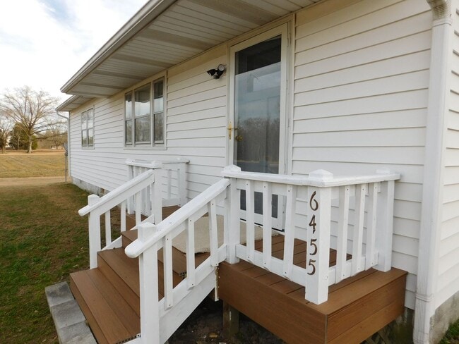 Photo - 6455 River Rd