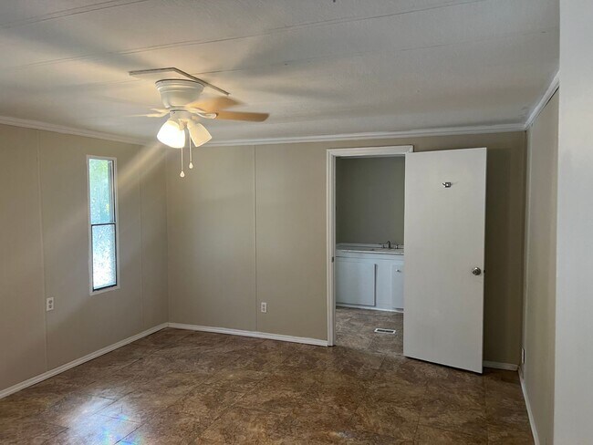 401 Griffin Rd