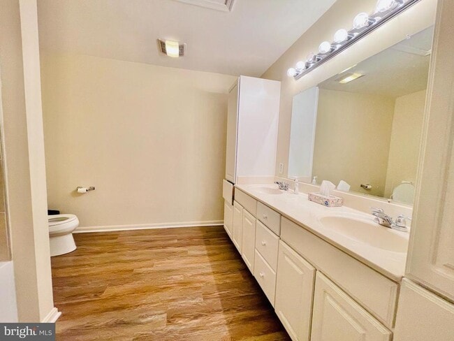 Building Photo - 6 Aquia Ave