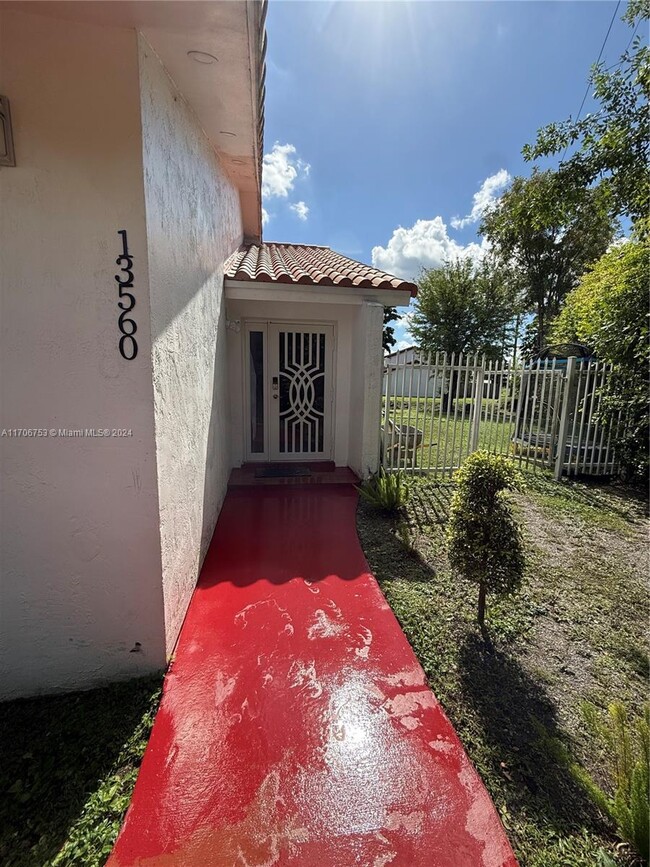 Photo - 13560 SW 59th Ln Condominio Unidad 13560