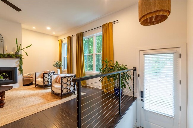 Photo - 1388 La France Street Northeast