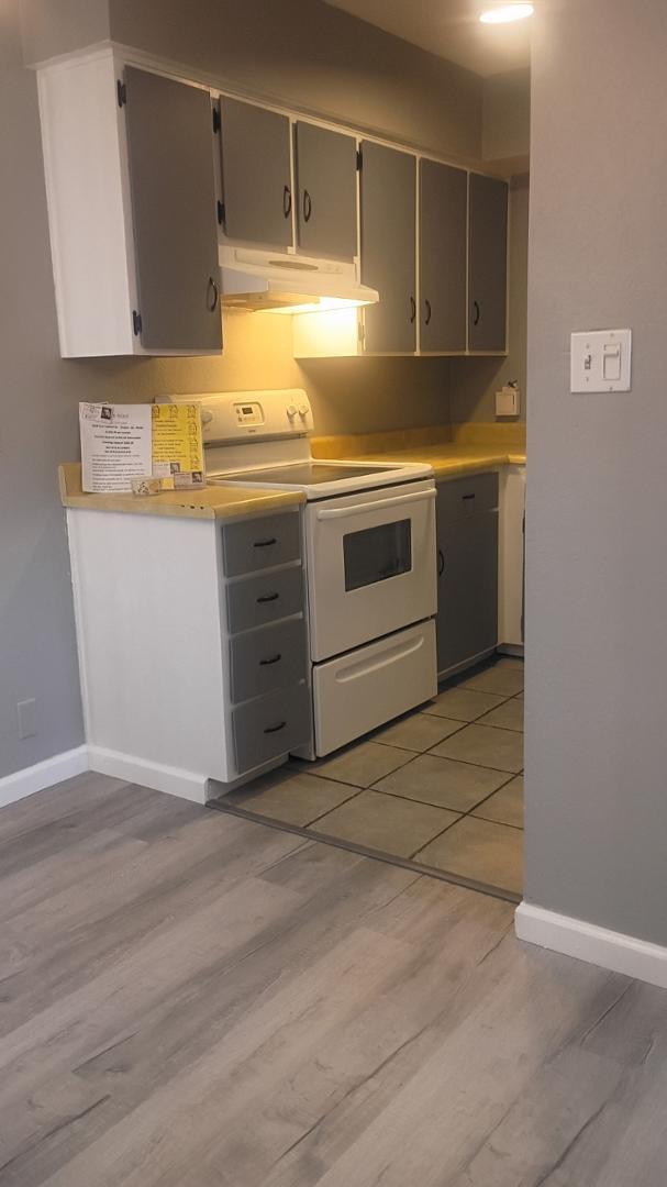 Photo - 2694 E Oakleaf Dr