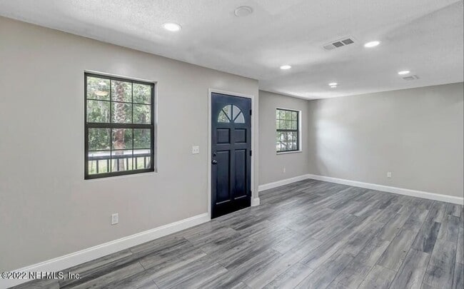 Photo - 1131 Butler Ave
