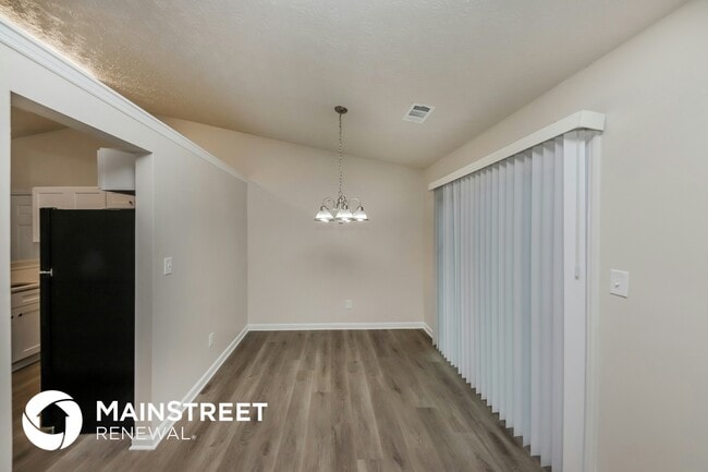 Photo - 1357 Ling Dr