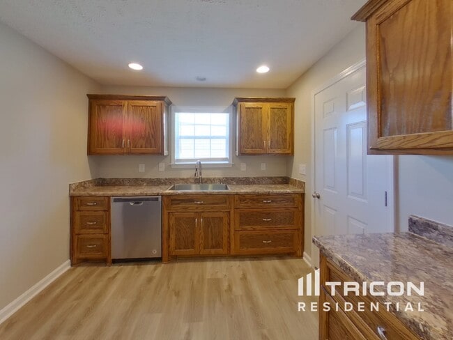 Photo - 1908 Susan Rd