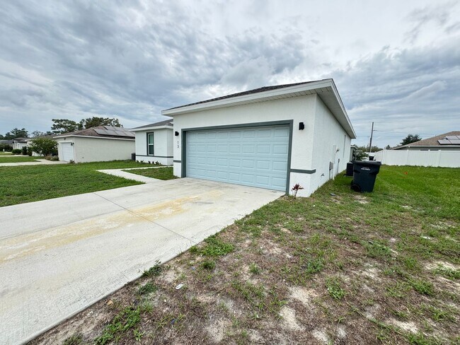 Photo - BEAUTIFUL Home 4 Bedroom, 2 Bathroom in Po...