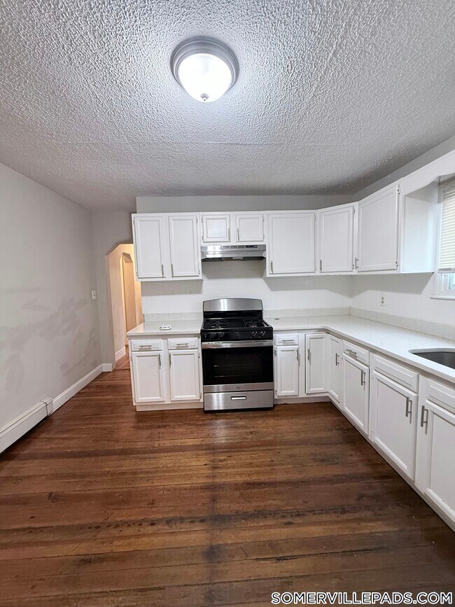 Photo - 280 McGrath Hwy Unit 2