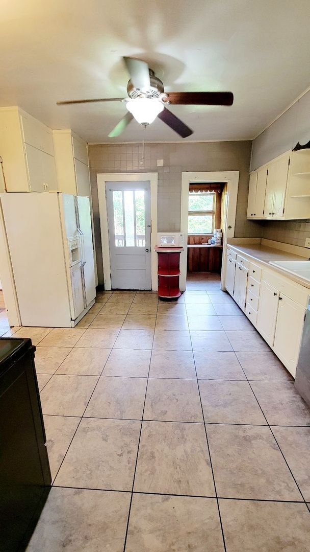 Photo - 305 Lyndhurst St Unit 305A