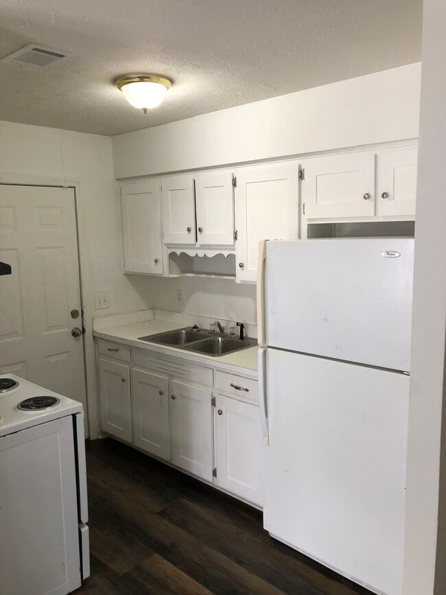 Photo - r2119a Unit 1