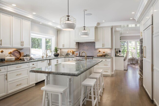 433 El Centro Rd