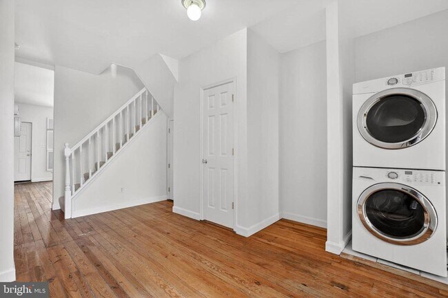 Photo - 1642 S Hanover St