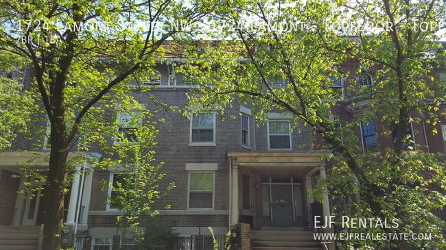 Building Photo - 1724 Lamont St NW Unit Topfloor Rental