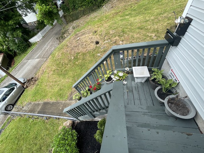 Photo - 504 Glover St