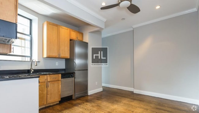 Building Photo - PERFECT Prince Street 2 Bedroom Unit 39 Rental