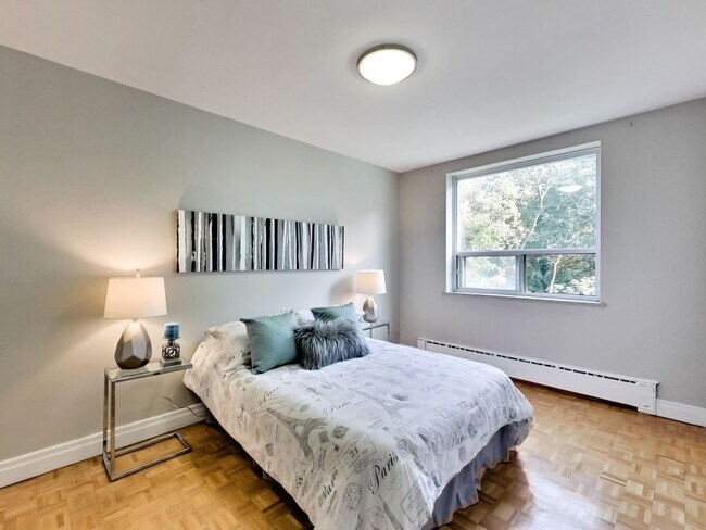 Photo - 42 Glen Elm Ave