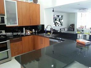 Photo - 546 NE 199th Ln