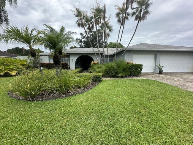 Photo - 2780 Landmark Dr