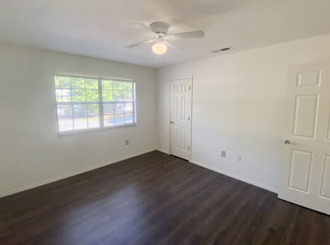Photo - 3906 SW 26th Terrace Unit D
