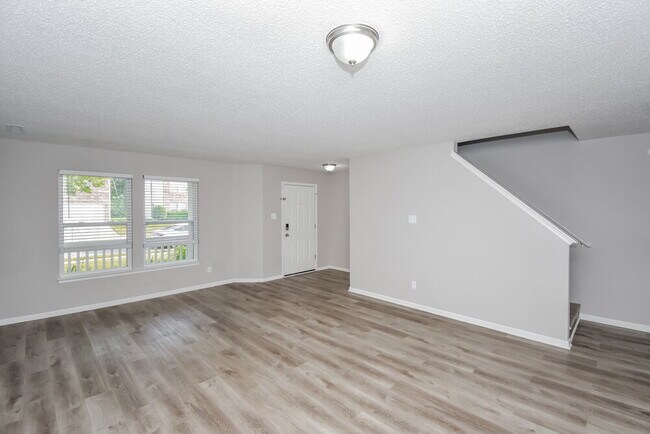 12432 Bearsdale Dr