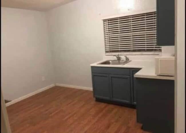 Photo - 1510 Egan Dr