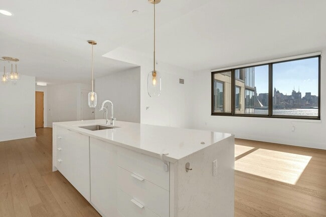 Photo - 9 Ave at Port Imperial Unit 1112