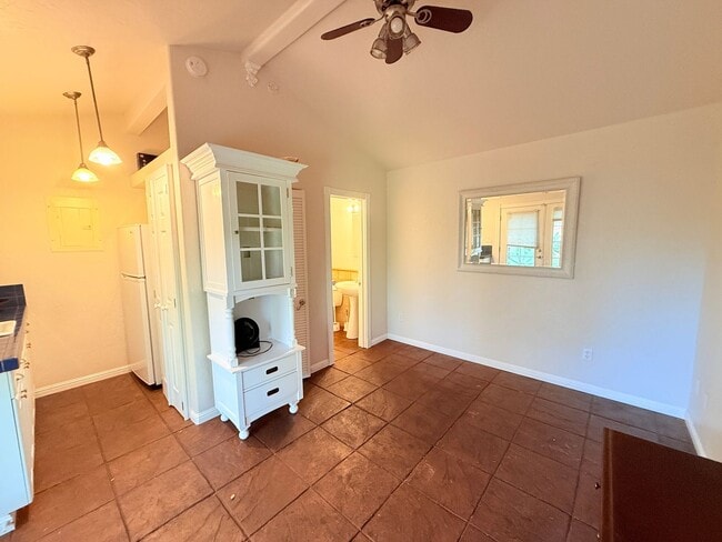 Photo - 92-8703 Tiki Ln Unidad B