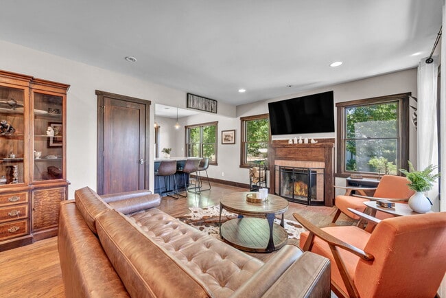 Photo - 1300 Clough Rd Casa