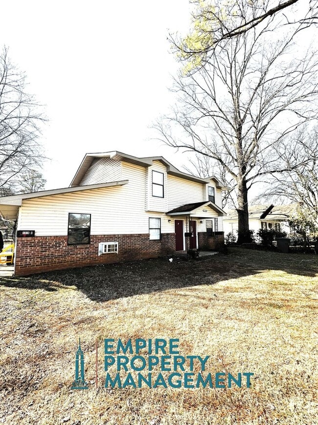 Building Photo - Come Home To Five Points! Unit A