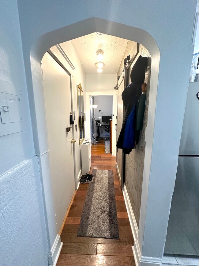 Photo - 26 Chiswick Rd Unit 1