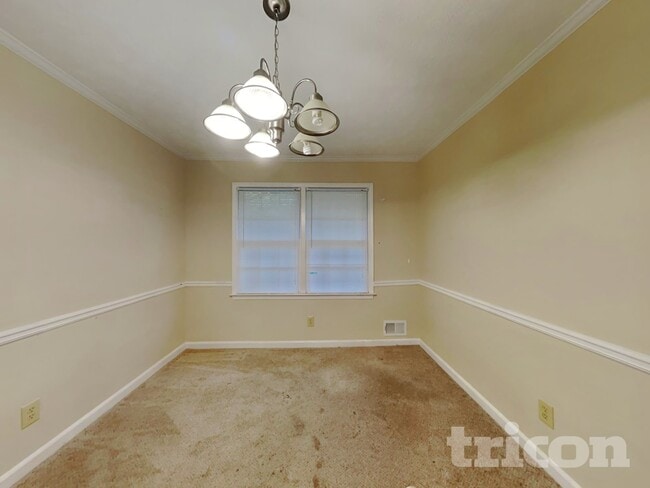 Photo - 832 S Deshon Rd