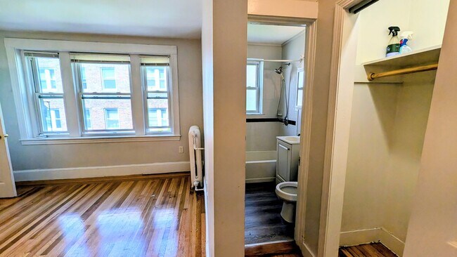 Photo - 1622 Commonwealth Ave