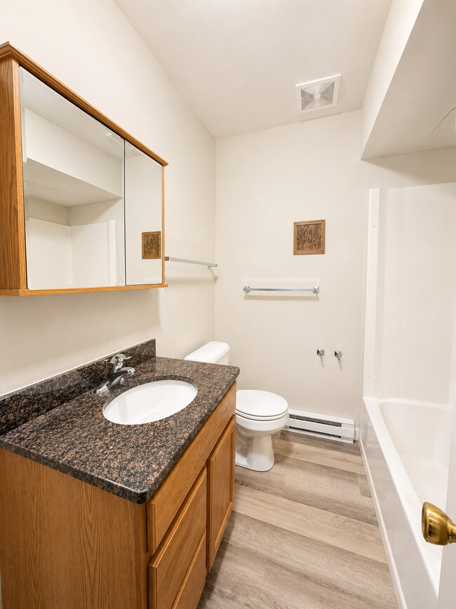 3513-3515 Hallie Lane