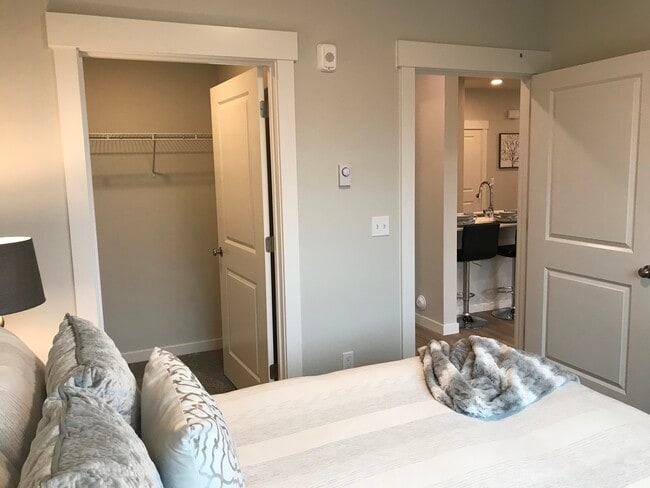 Photo - Hamptons at Mill Creek Apartments