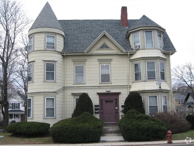 Building Photo - 100 E Central St Unit 1 Rental