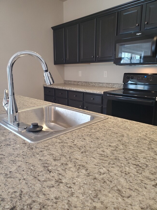 Photo - Madeira Place