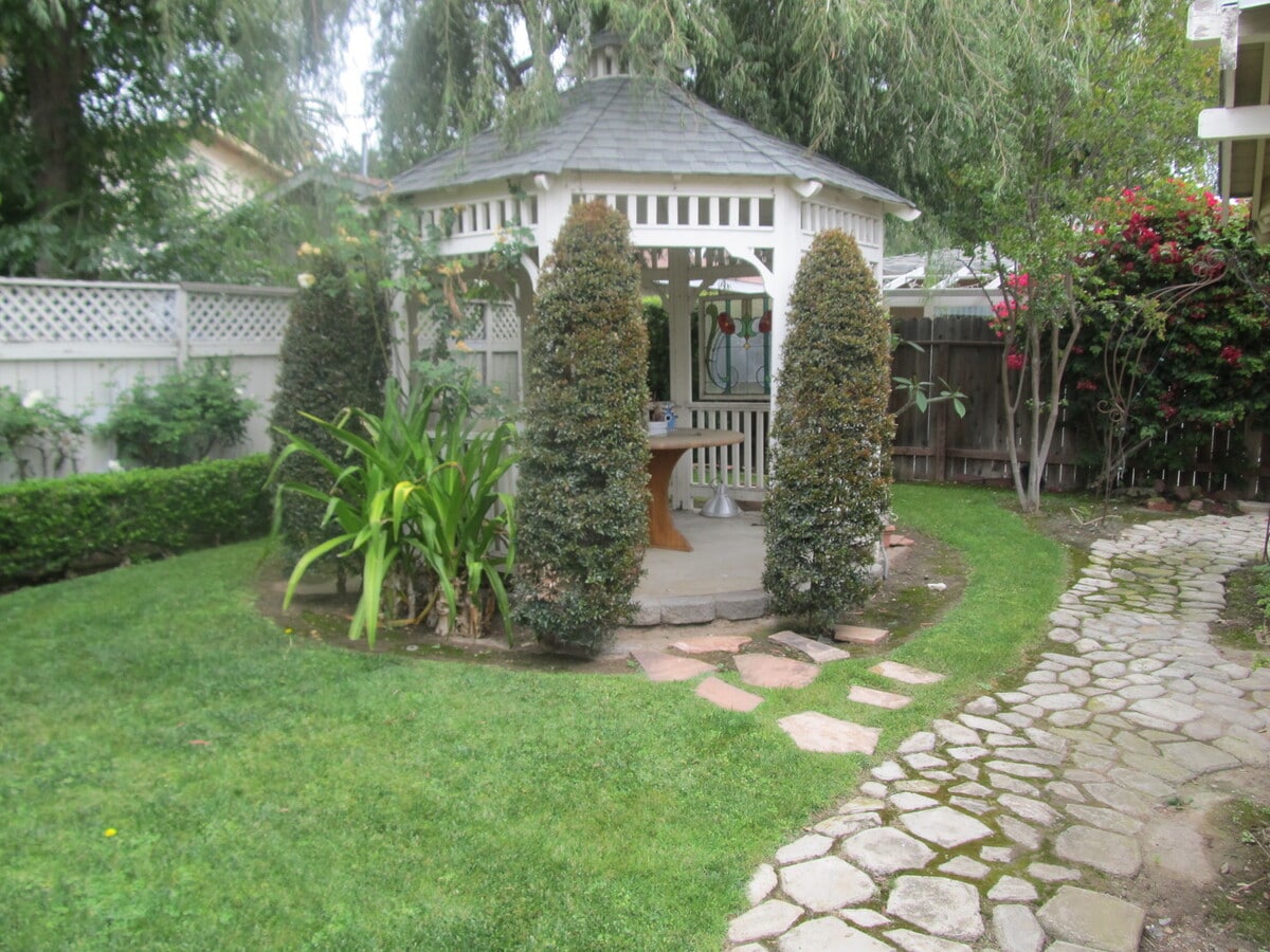 Cleveland (317) #A-B - Cleveland (317) #A-B Unit B