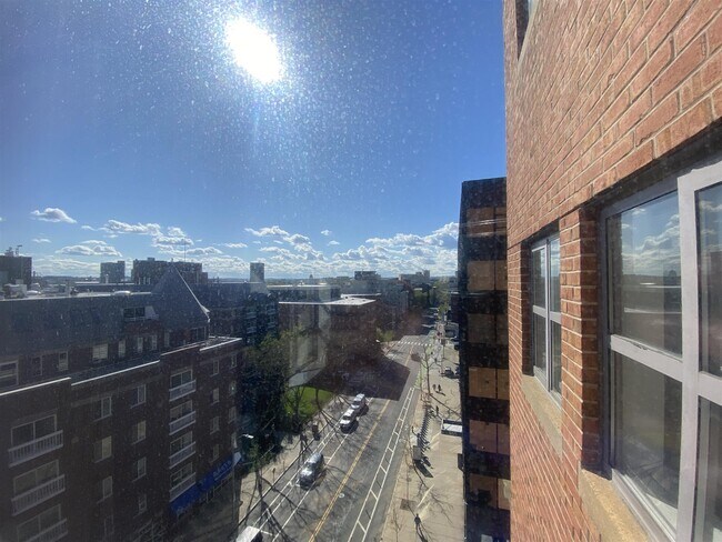 Photo - 931 Massachusetts Ave Unidad 903