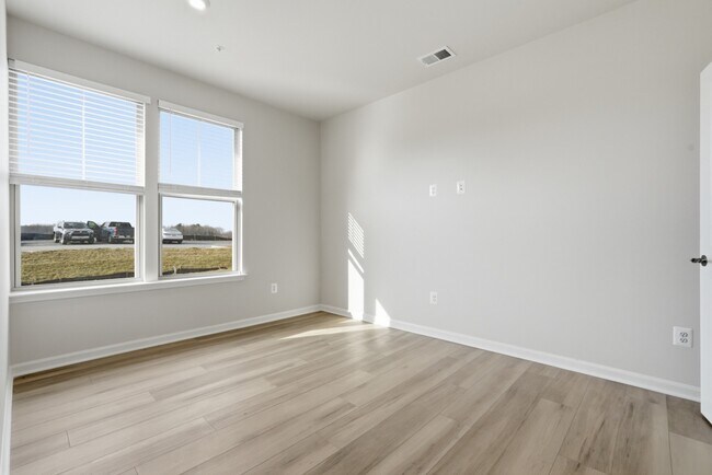 Photo - 3503 St Robin Ln