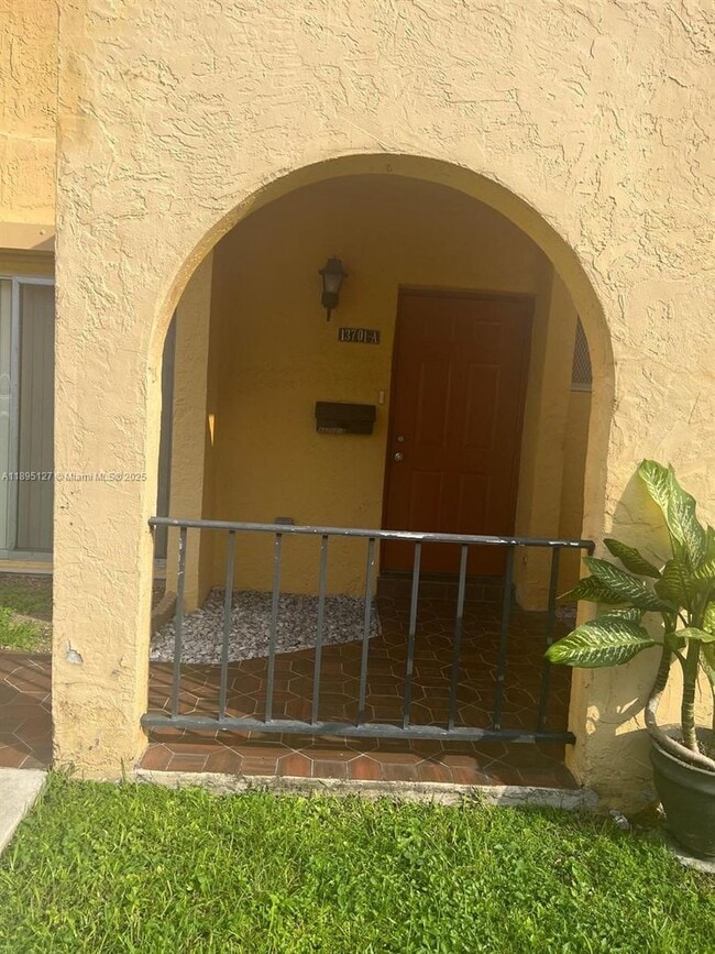 Photo - 13701 SW 84th St