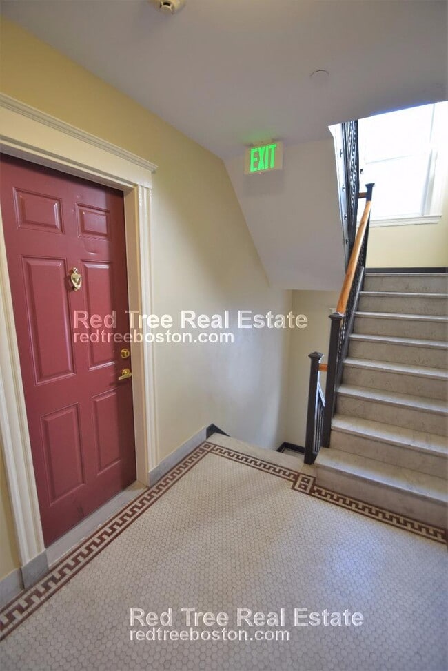 Photo - 3 Chauncy St Unit 1