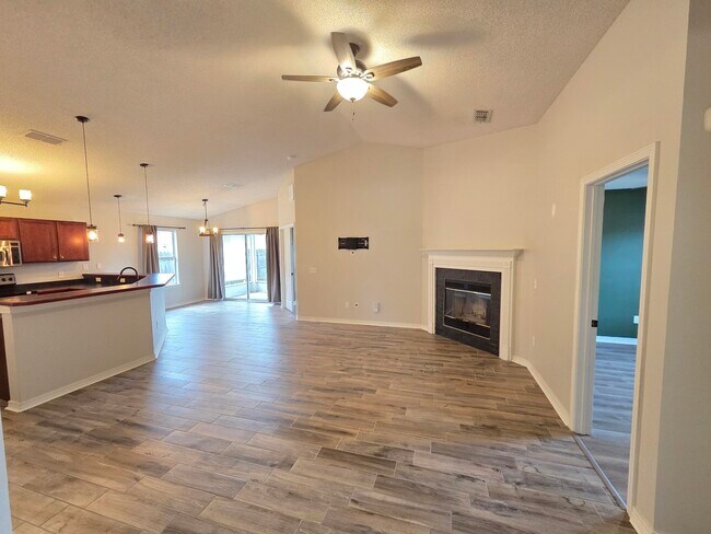 Photo - 1973 Catline Cir