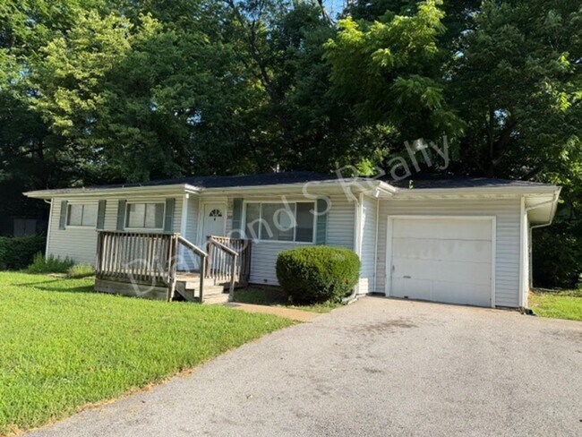 Photo - Charming 3-Bedroom in Southeast Springfield Location!